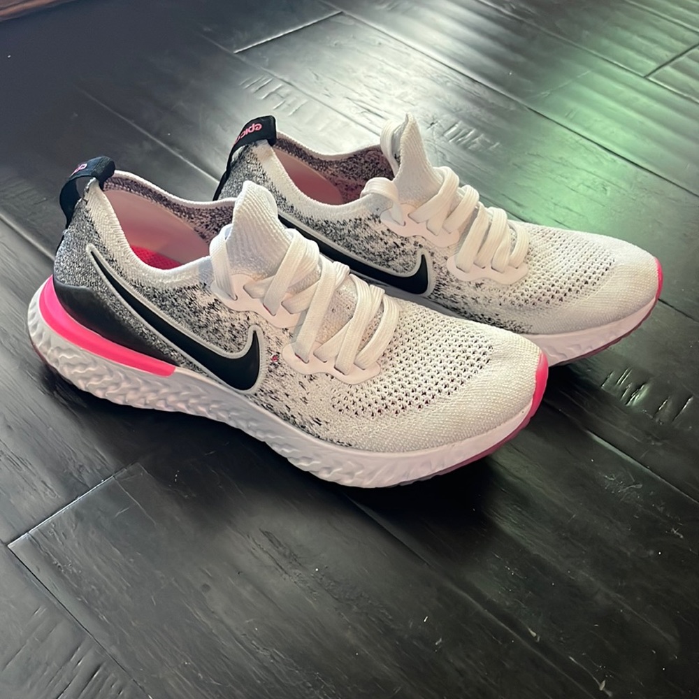 Nike Epic React Flyknit 2 Shoes